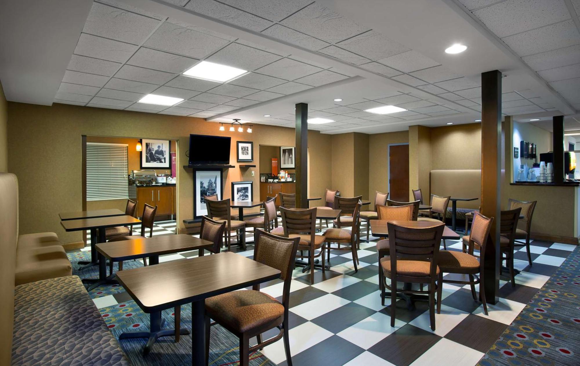 Hampton Inn Helen Eksteriør billede